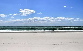 Pensacola Beach Home 1 Block To Beach Access
